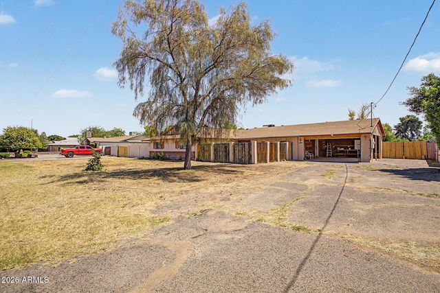4611 W MONTE CRISTO Avenue, Glendale, AZ 85306