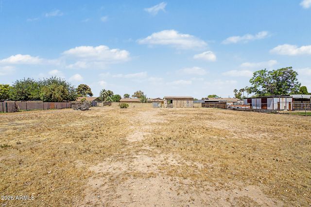 4611 W MONTE CRISTO Avenue, Glendale, AZ 85306