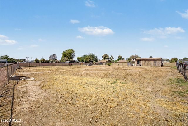 4611 W MONTE CRISTO Avenue, Glendale, AZ 85306