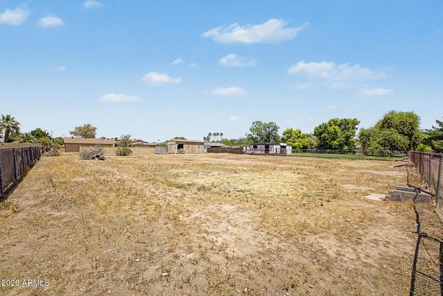 4611 W MONTE CRISTO Avenue, Glendale, AZ 85306