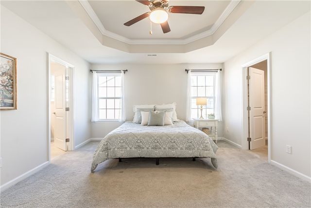 21 Keuka Lane, Canandaigua City, NY 14424