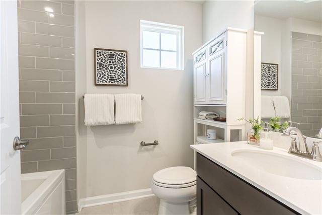 21 Keuka Lane, Canandaigua City, NY 14424