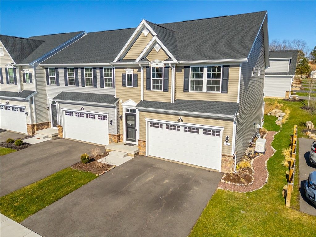 21 Keuka Lane, Canandaigua City, NY 14424