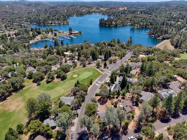 11090 Lakeshore North, Auburn, CA 95602