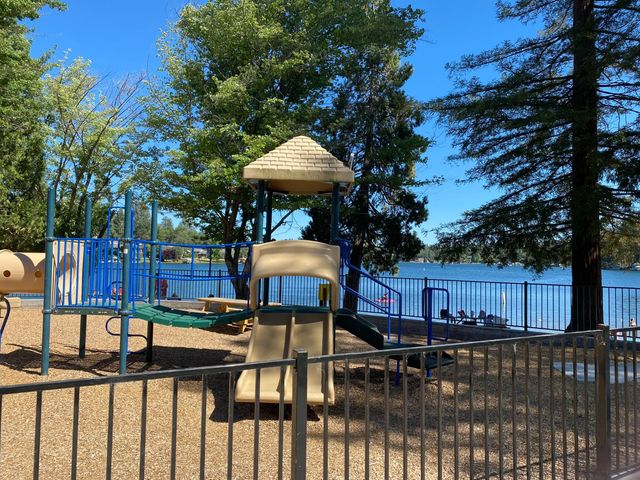 11090 Lakeshore North, Auburn, CA 95602