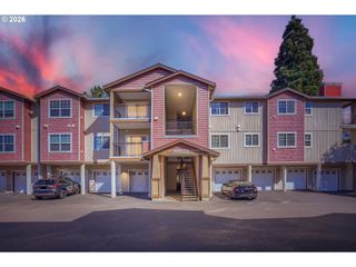 10804 Ne HOLLY St 306, Hillsboro, OR 97006
