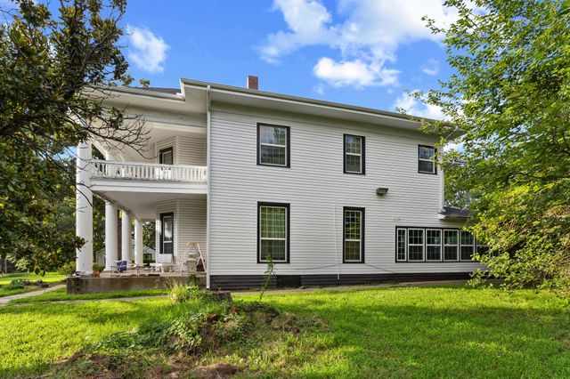 1114 S Houston Avenue, Denison, TX 75021