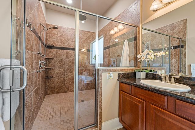 1610 Du Barry Lane, Houston, TX 77018