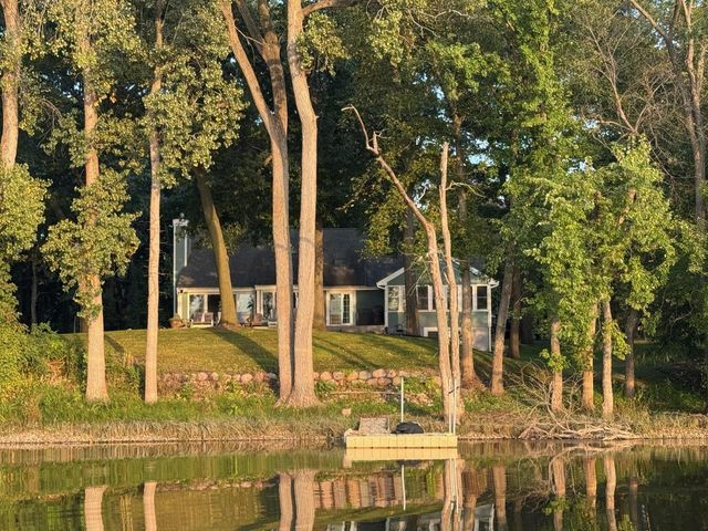 N3139 Buena Vista ROAD, Fort Atkinson, WI 53538