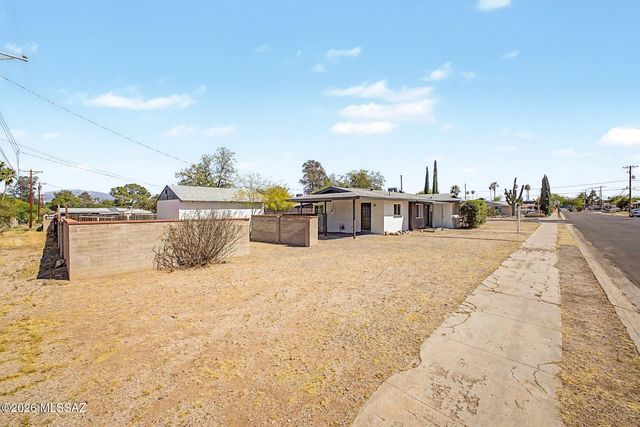 802 N Jefferson Avenue, Tucson, AZ 85711