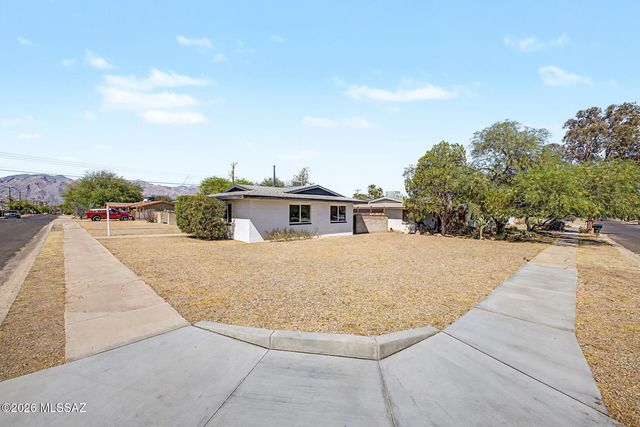 802 N Jefferson Avenue, Tucson, AZ 85711