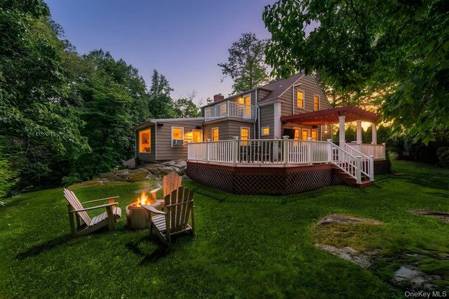 38 Winfield Avenue, Harrison, NY 10528
