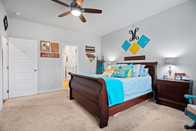 9507 BONITO FALLS DR, Converse, TX 78109