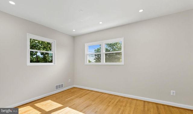 5916 8TH ST NE, Washington, DC 20011