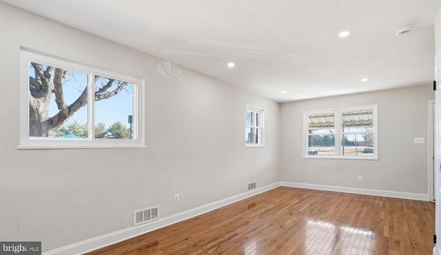 5916 8TH ST NE, Washington, DC 20011