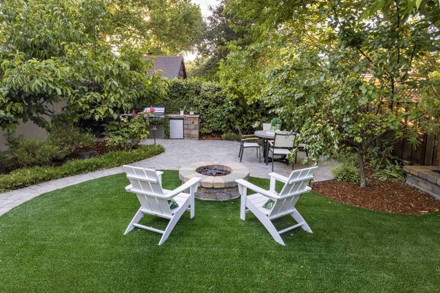 2303 Oberlin Street, Palo Alto, CA 94306
