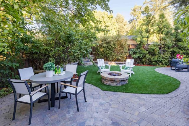 2303 Oberlin Street, Palo Alto, CA 94306