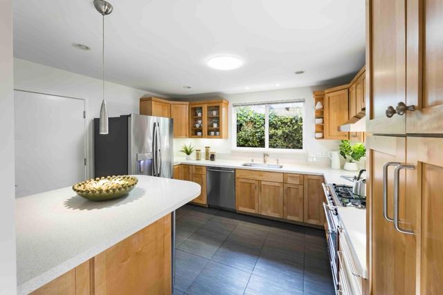 2303 Oberlin Street, Palo Alto, CA 94306