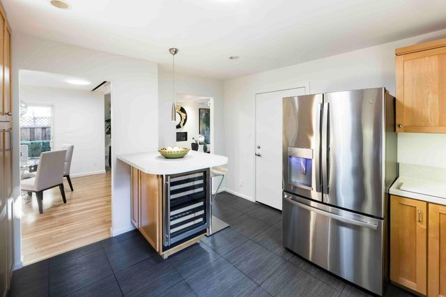 2303 Oberlin Street, Palo Alto, CA 94306