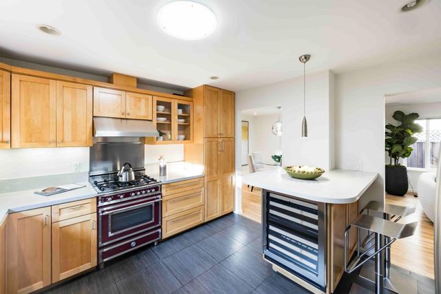 2303 Oberlin Street, Palo Alto, CA 94306
