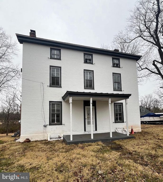 4595 COUNTY LINE RD, LINE LEXINGTON, PA 18932 — exterior