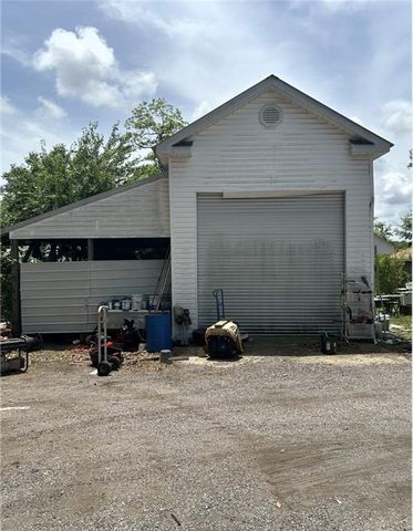 3927 Moffett Road, Mobile, AL 36618