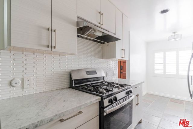 5820 Yolanda Avenue 5, Tarzana (los Angeles), CA 91356