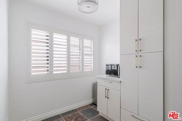 5820 Yolanda Avenue 5, Tarzana (los Angeles), CA 91356