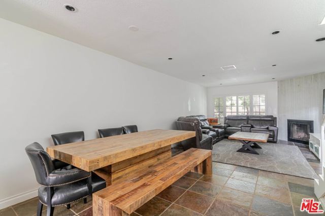 5820 Yolanda Avenue 5, Tarzana (los Angeles), CA 91356