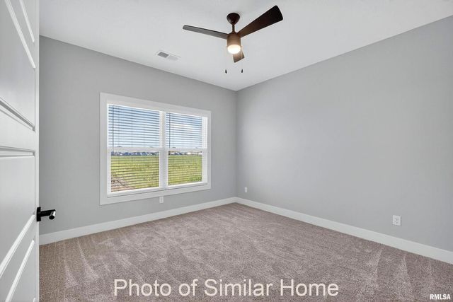 436 N 2ND Avenue, Eldridge, IA 52748