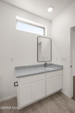 13808 Summer Wave Avenue, El Paso, TX 79928