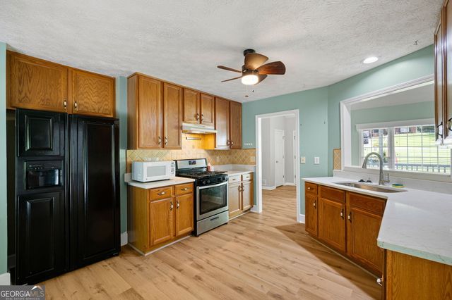 347 Viola Drive, Dallas, GA 30157