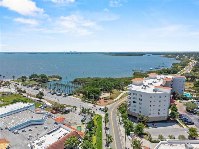 531 6TH STREET S, Safety Harbor, FL 34695