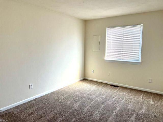 3235 Page Ave Apt 6, Virginia Beach, VA 23451
