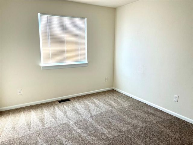 3235 Page Ave Apt 6, Virginia Beach, VA 23451