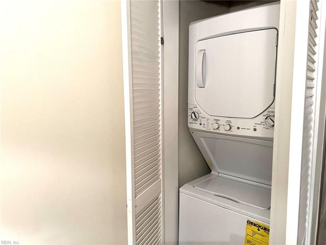 3235 Page Ave Apt 6, Virginia Beach, VA 23451