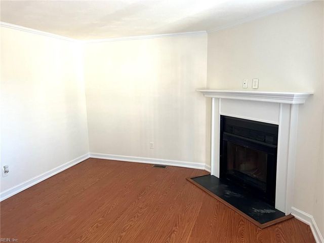 3235 Page Ave Apt 6, Virginia Beach, VA 23451