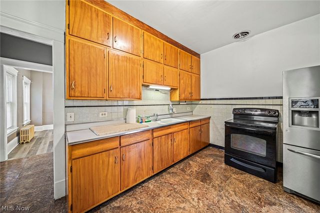 7224 Burridge Avenue, Mentor, OH 44060