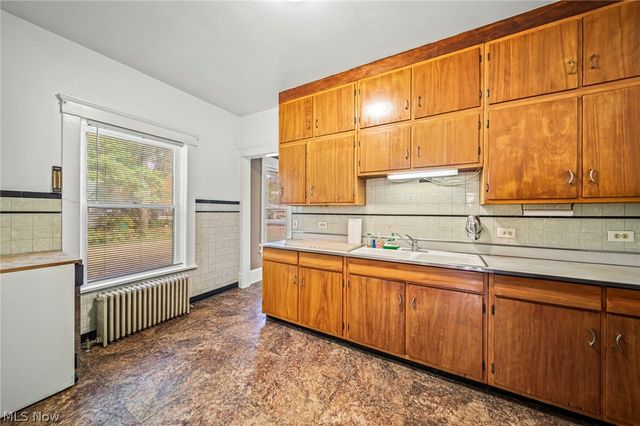 7224 Burridge Avenue, Mentor, OH 44060