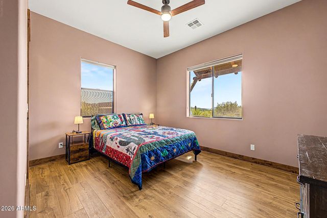 48423 N 24TH Lane, New River, AZ 85087