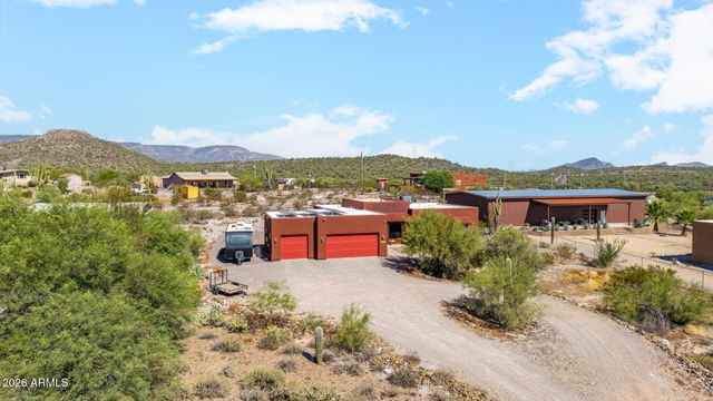 48423 N 24TH Lane, New River, AZ 85087