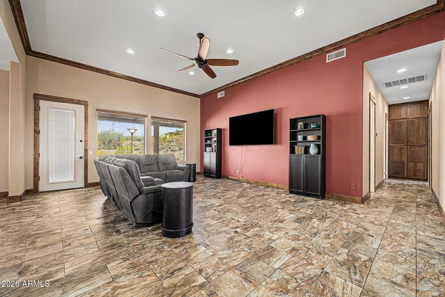 48423 N 24TH Lane, New River, AZ 85087