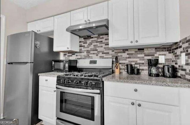 422 Plainville Drive SW, Atlanta, GA 30331