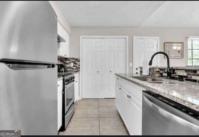 422 Plainville Drive SW, Atlanta, GA 30331
