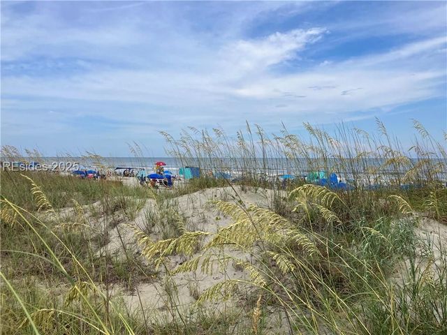 63 Shipyard Dr Apt 601, Hilton Head Island, SC 29928