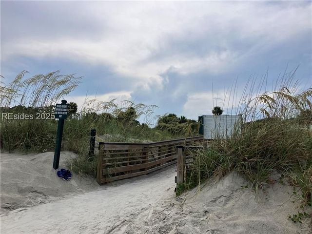 63 Shipyard Dr Apt 601, Hilton Head Island, SC 29928