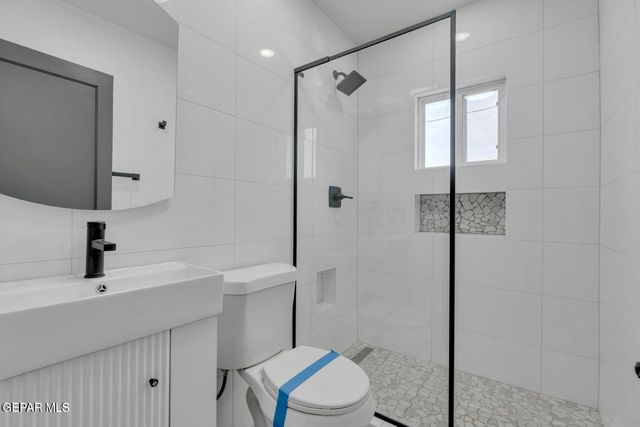 2404 N Kansas Street A, El Paso, TX 79902