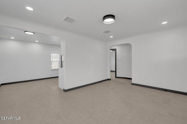 2404 N Kansas Street A, El Paso, TX 79902