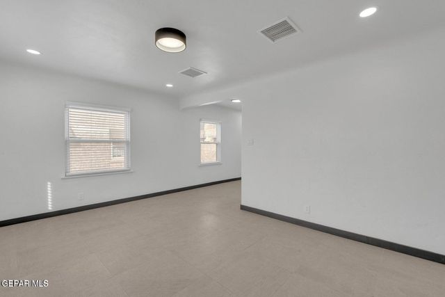 2404 N Kansas Street A, El Paso, TX 79902