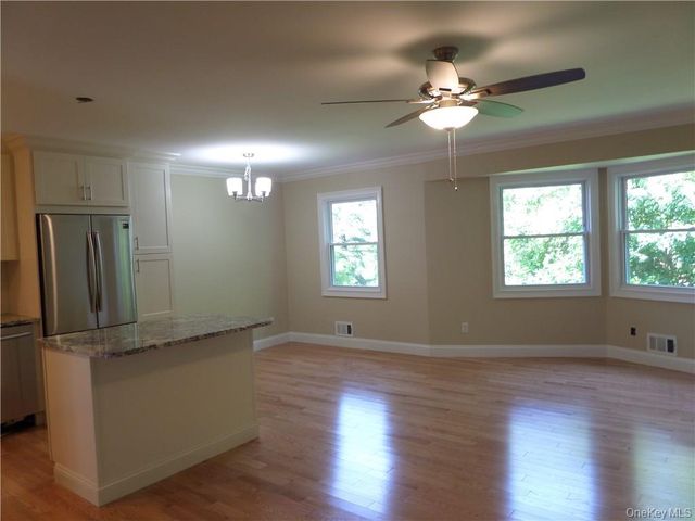 15F Essex Place F, Yorktown Heights, NY 10598
